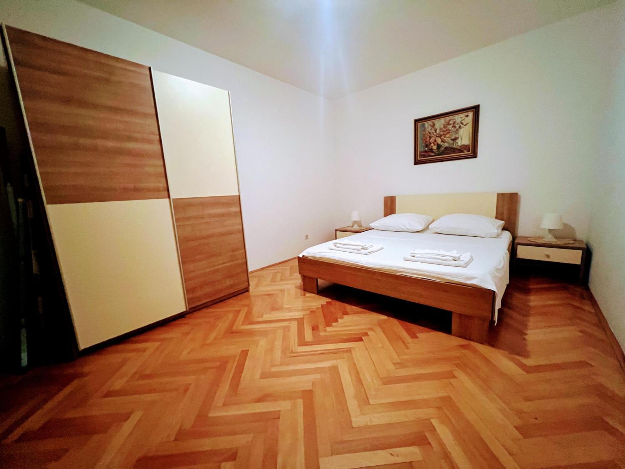 Monsignor Apartman