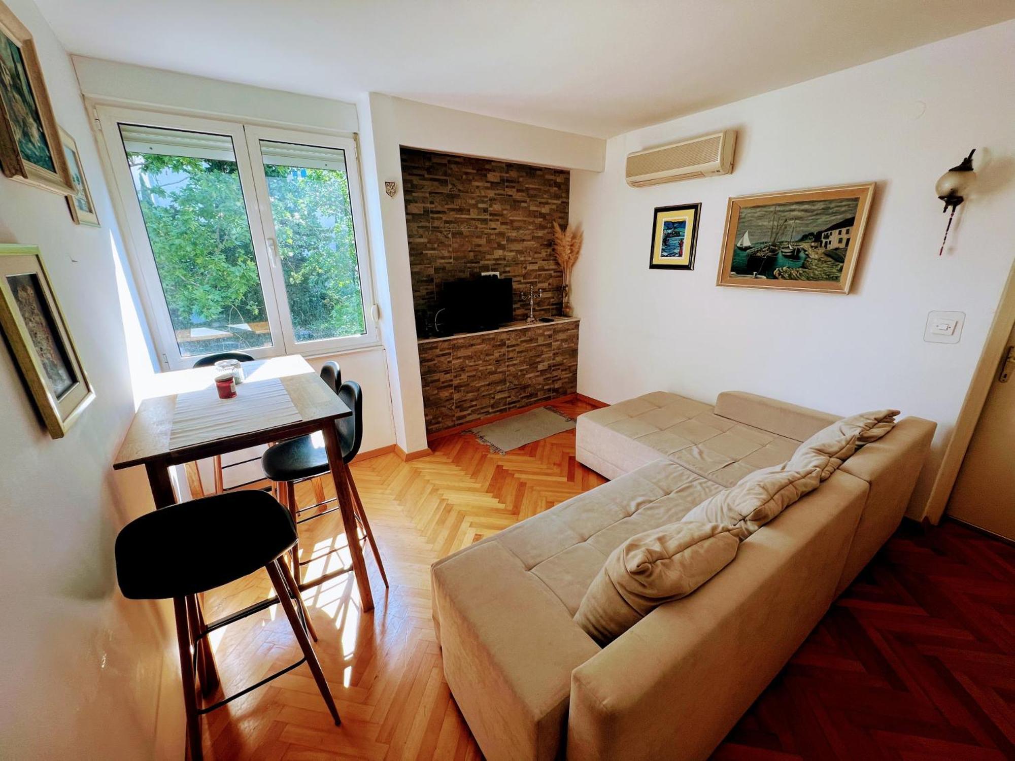 Apartman Monsignor